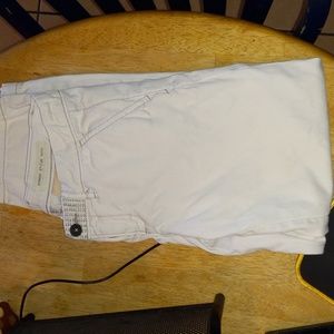 Hyphen cream color petite jeans pants.